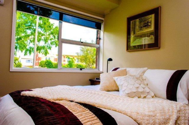 The Nunnery Hotel Te Aroha Buitenkant foto