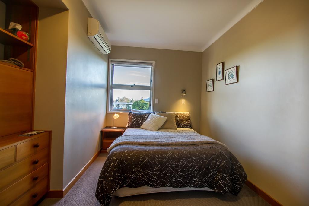 The Nunnery Hotel Te Aroha Buitenkant foto