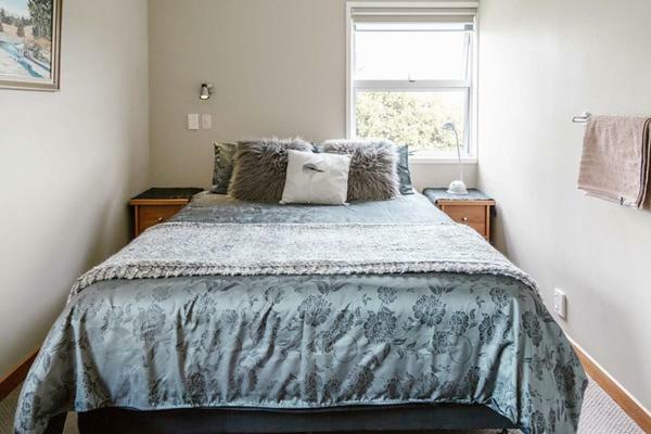 The Nunnery Hotel Te Aroha Buitenkant foto